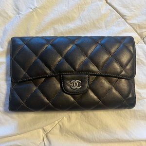 Chanel classic trifold snap wallet with COA